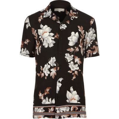 Black floral print short sleeve shirt
